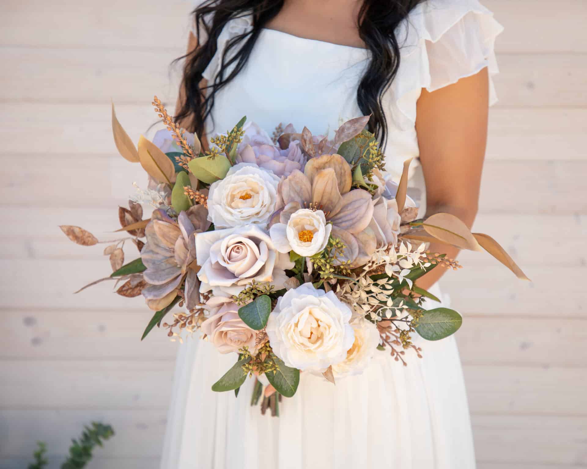 Christa Kathleen Neutral Tone Wedding Flowers